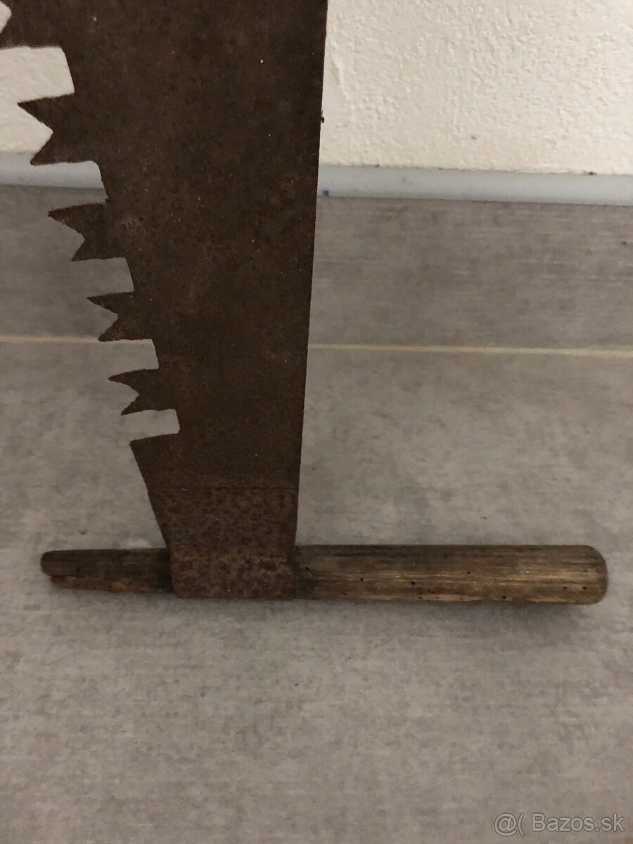 Píla Starožitná - 2