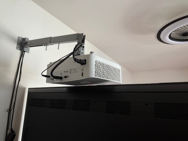 4k Projektor Optoma UHD38x - 2