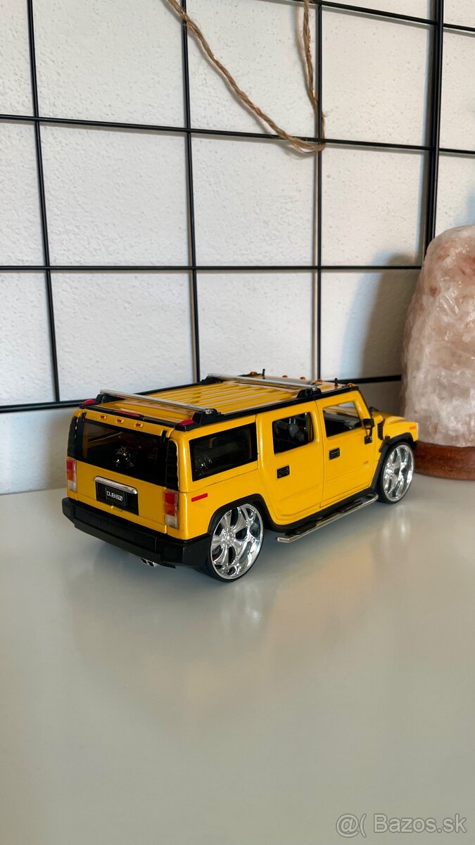 Hummer H2 - 2