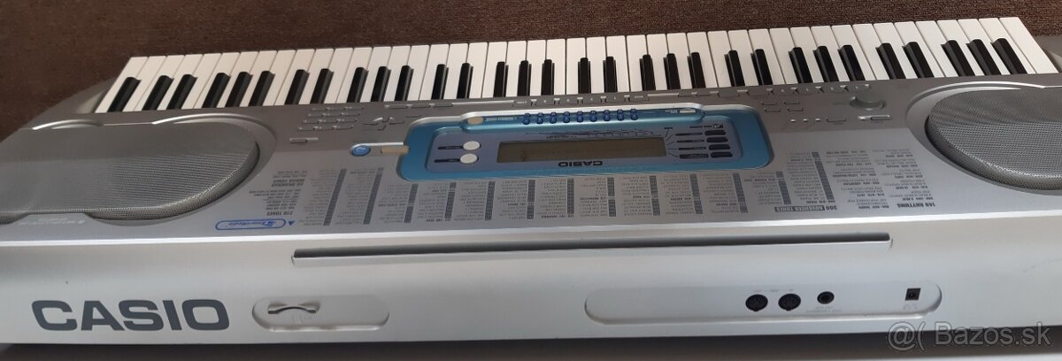 Keyboard CASIO WK 3000 + polstr. taška - 2