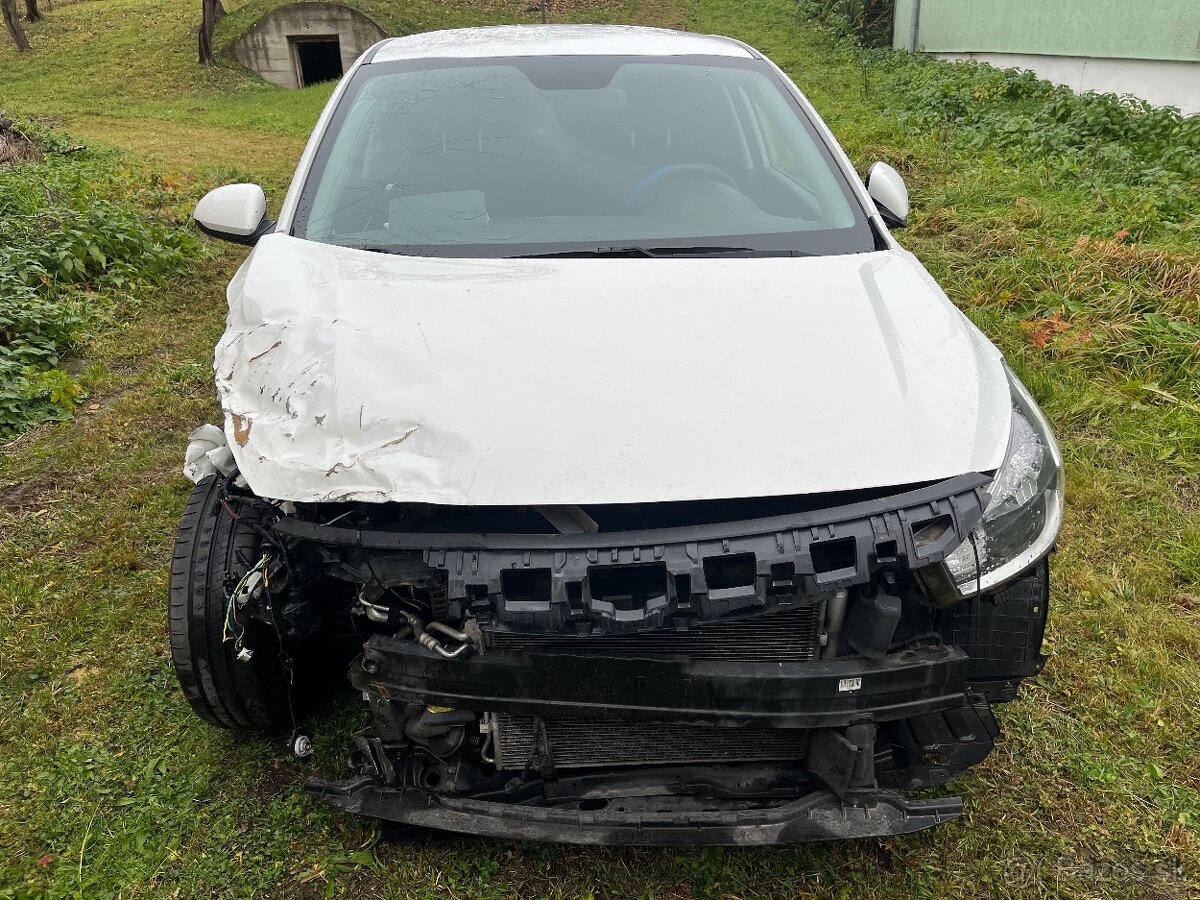 KIA Rio IV 4 rozpredam na diely - 2
