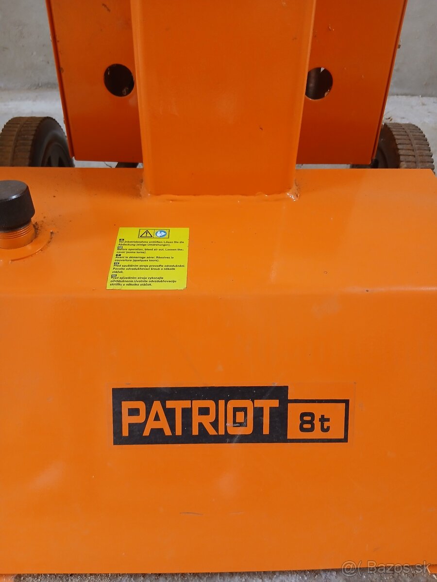 Štiepačka Patriot 8t - 2