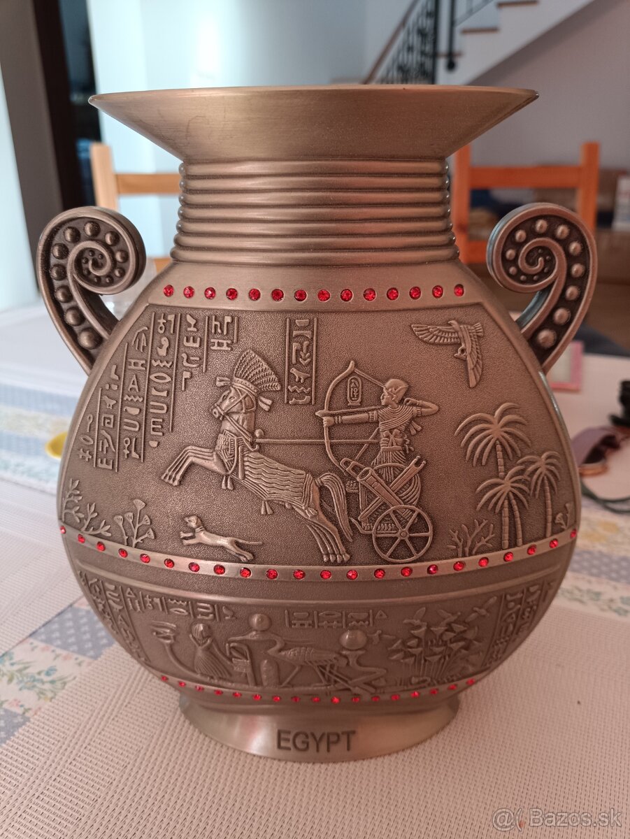 Egyptská kovová váza - 2