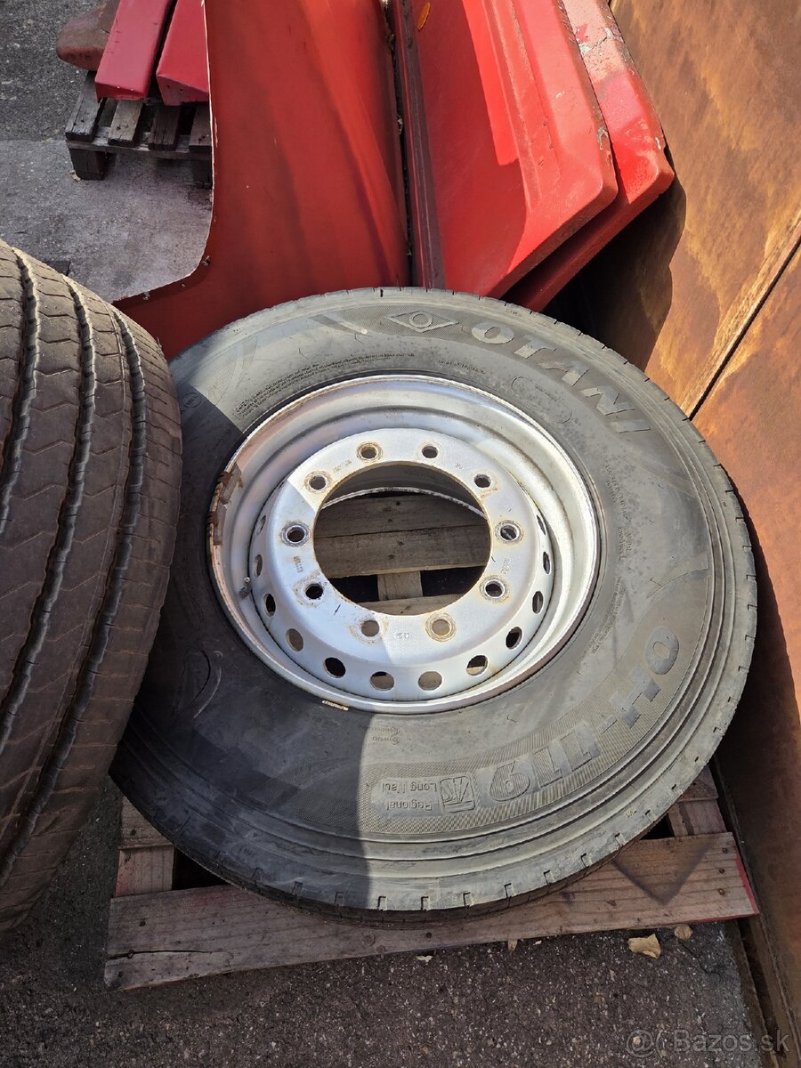 Kolesa 385/65 R 22.5 - 2