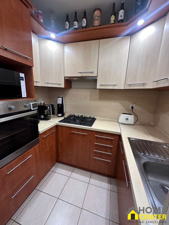 PREDAJ : 3 IZBOVÝ BYT S BALKÓNOM, KOMÁRNO - 2