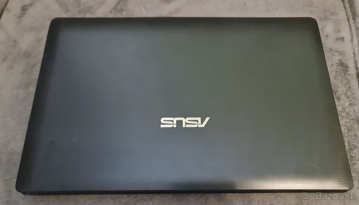 Asus X54C - 2