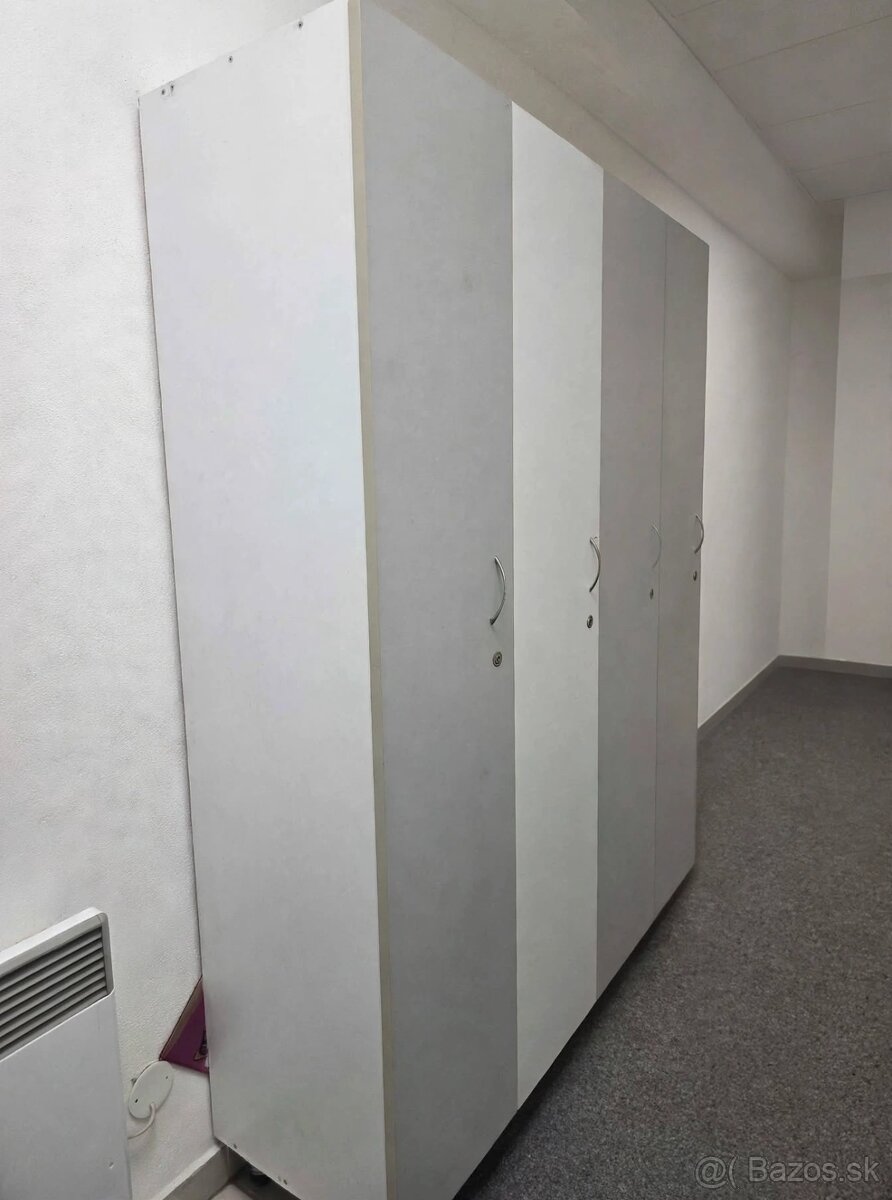 Skrinka do šatne, šatňa - 2