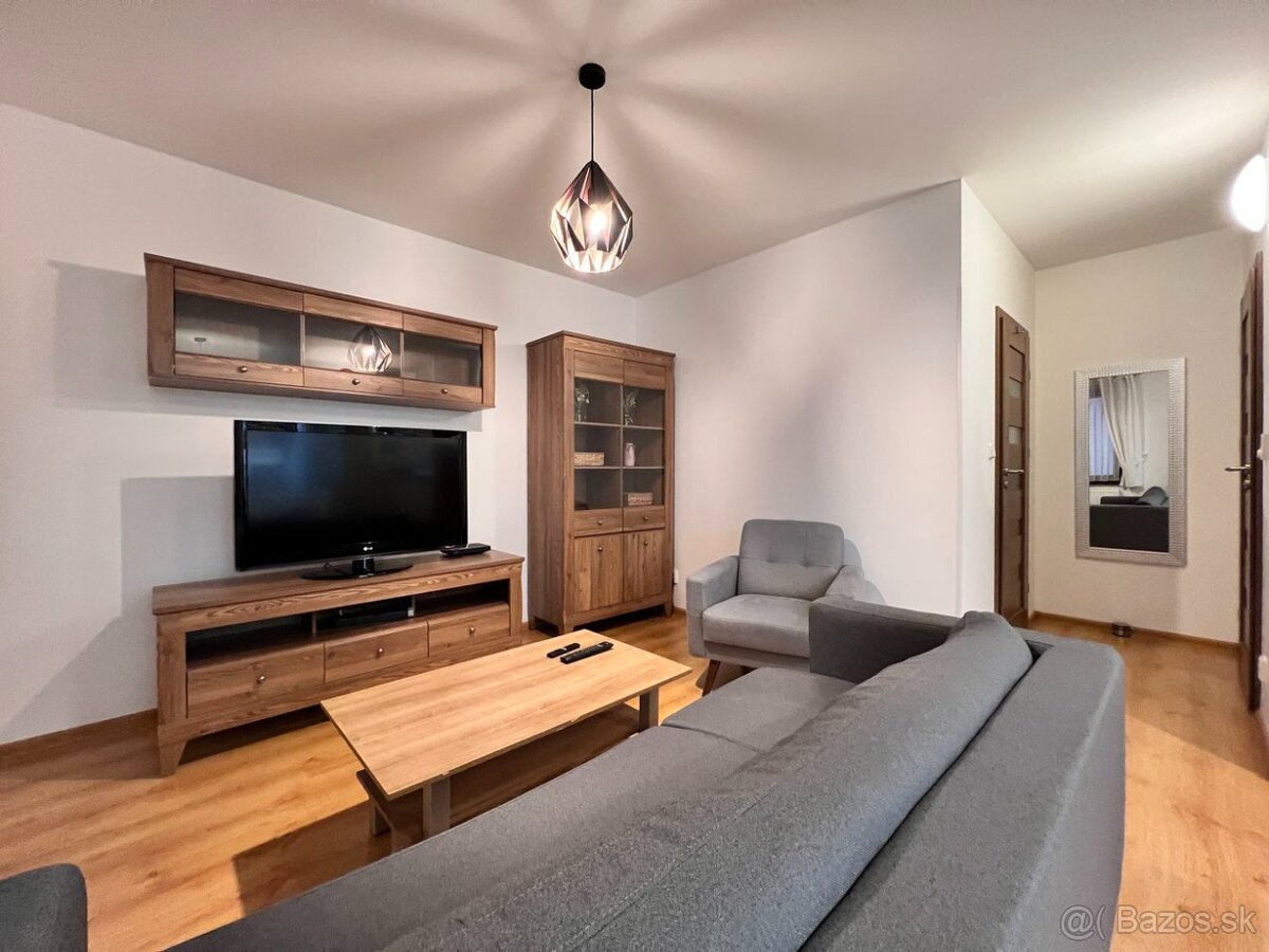 Prenájom 3 izbového zariadeného mezonetu s parkovaním - 2