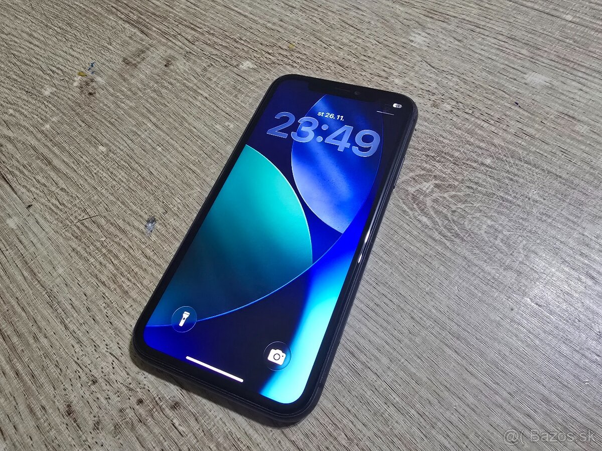 Iphone 11 s novou bateriou ale nejde face id preto taka cena - 2