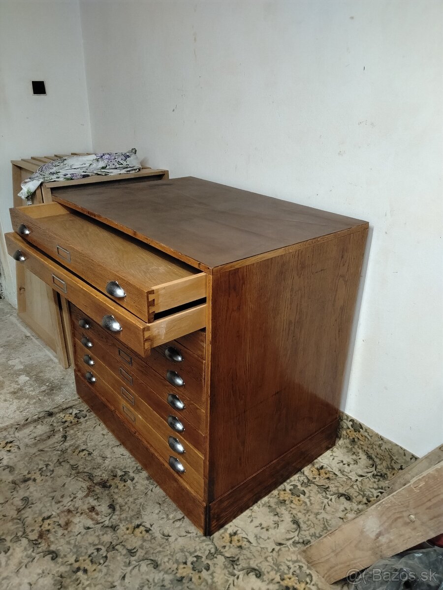 Industriálna komoda dubova - 2