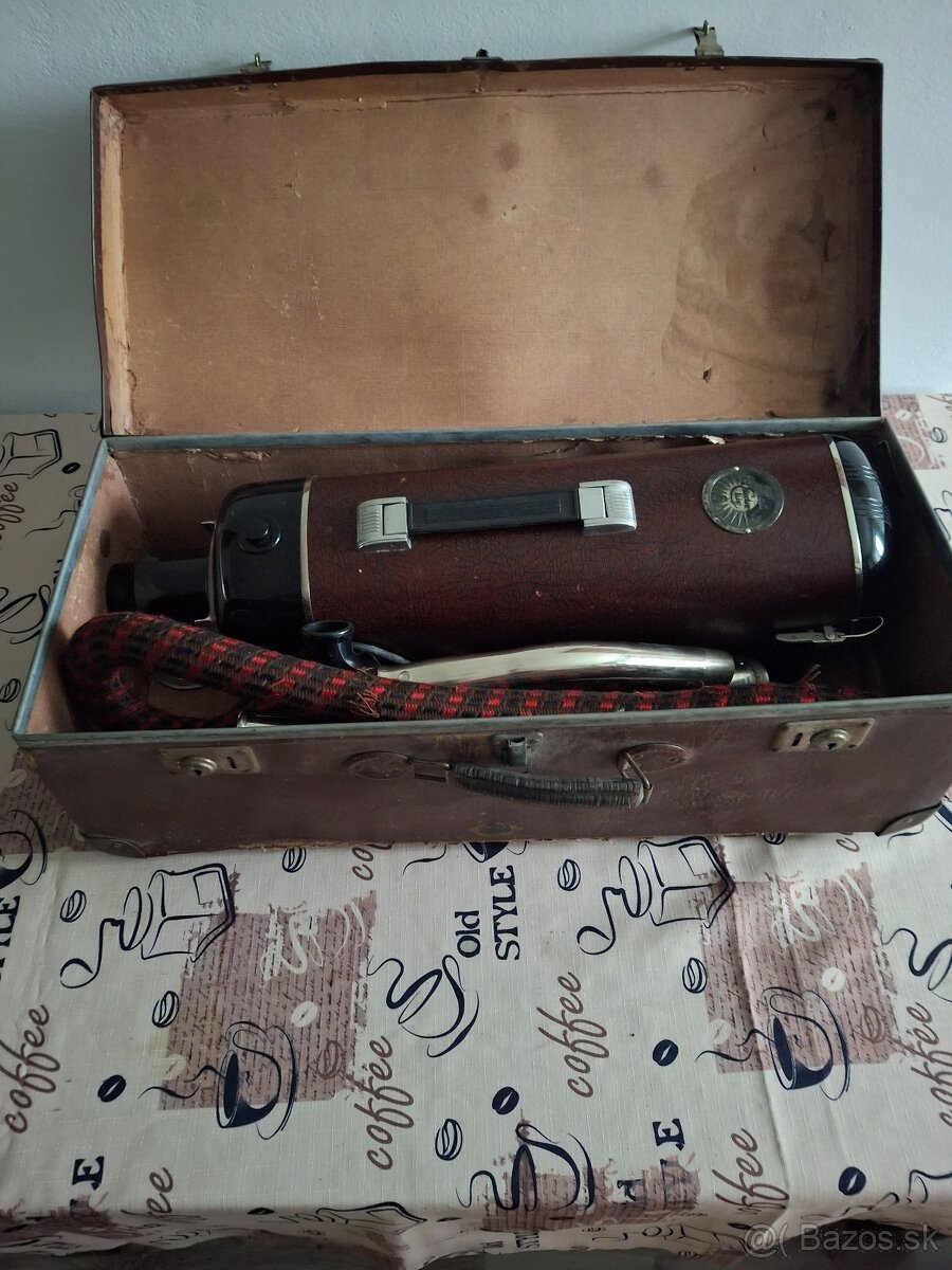 Starožitny Vysavac - 2