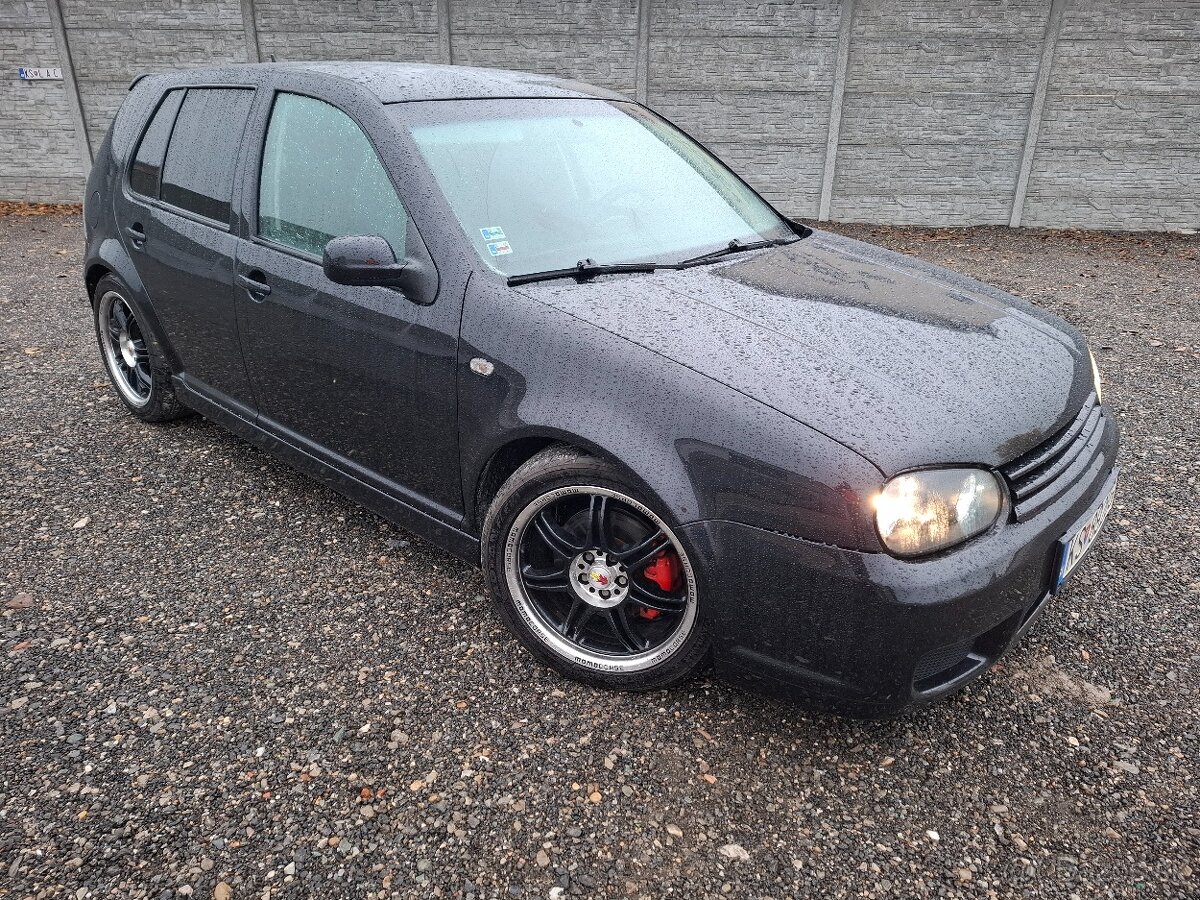 VW Golf IV - 2