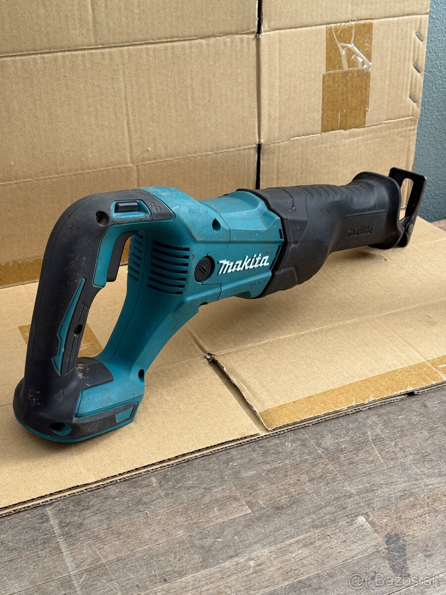 AKU Chvostová píla Makita - 2