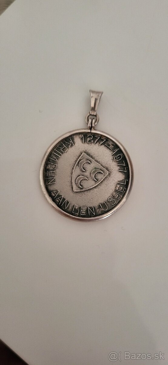 Strieborná medaila prívesok - 2