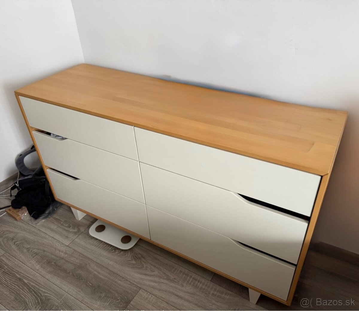 Komoda z masivu IKEA - 2