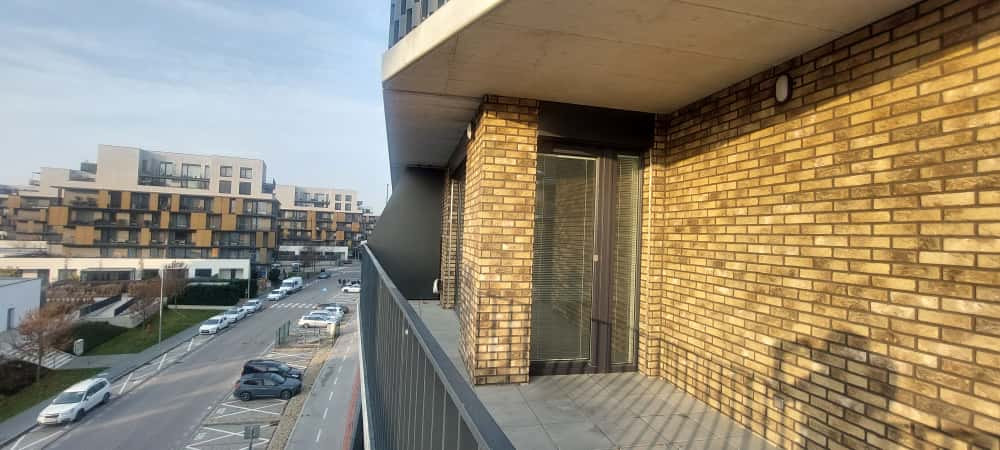 Krásny NEZARIADENÝ slnečný byt s terasou - 2