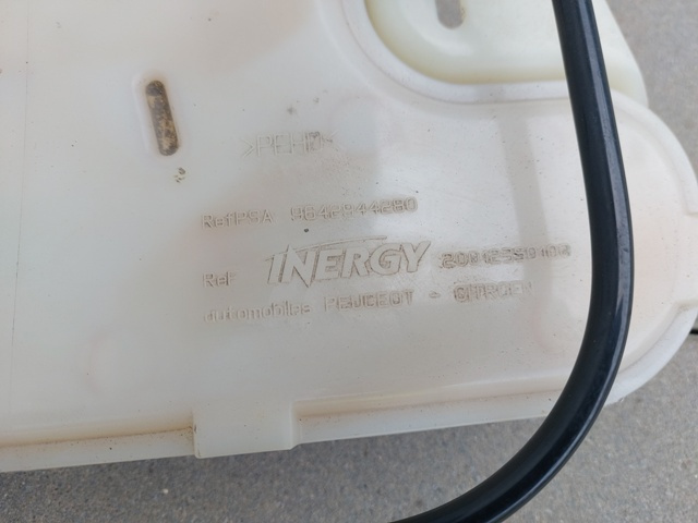 nádržka na Eolys peugeot 407 sw 2.0hdi 100kw rhr rok 2005 - 2