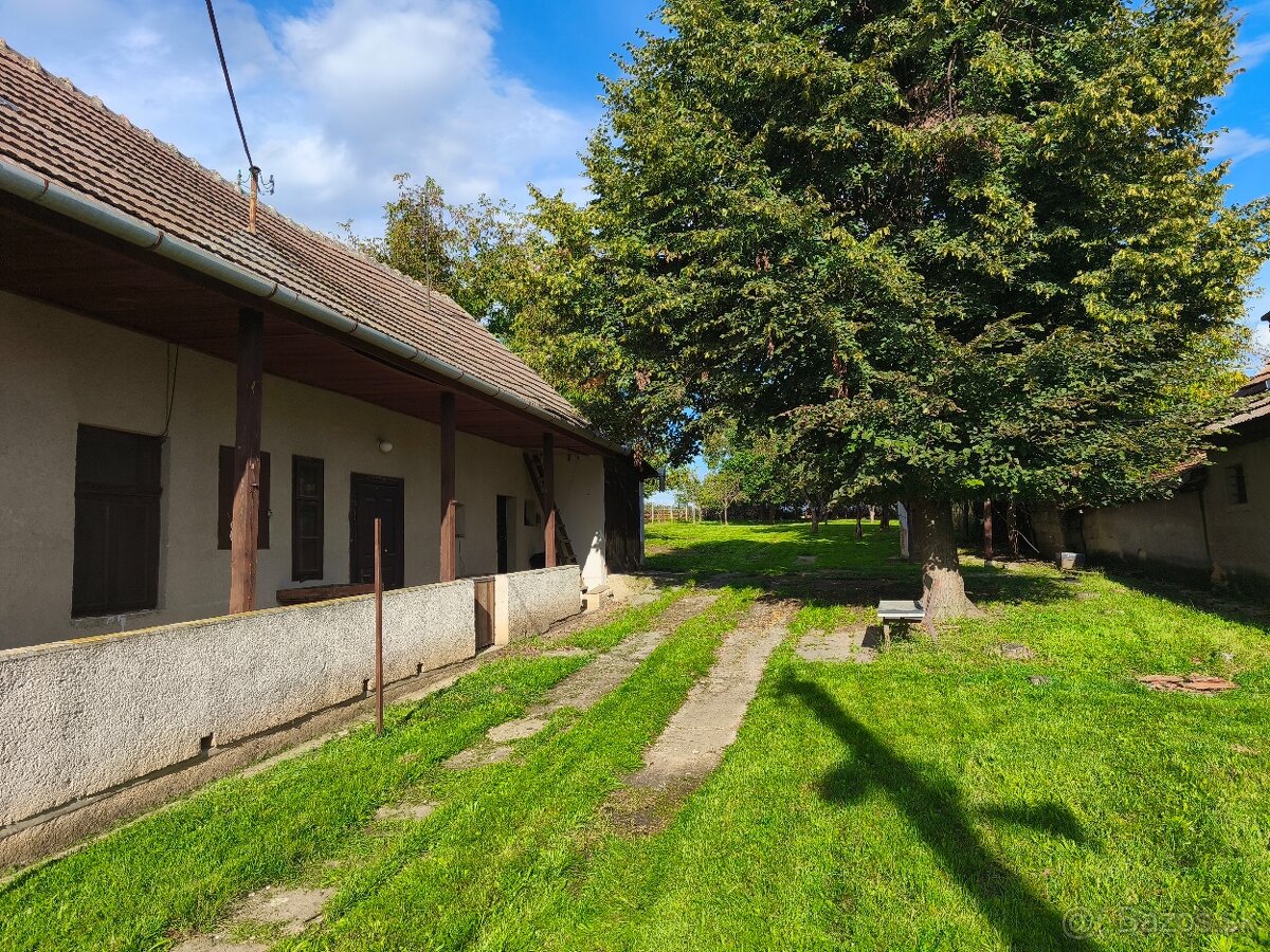 Horné Štitáre - vidiecky rodinný dom s veľkou záhradou 1331m - 2