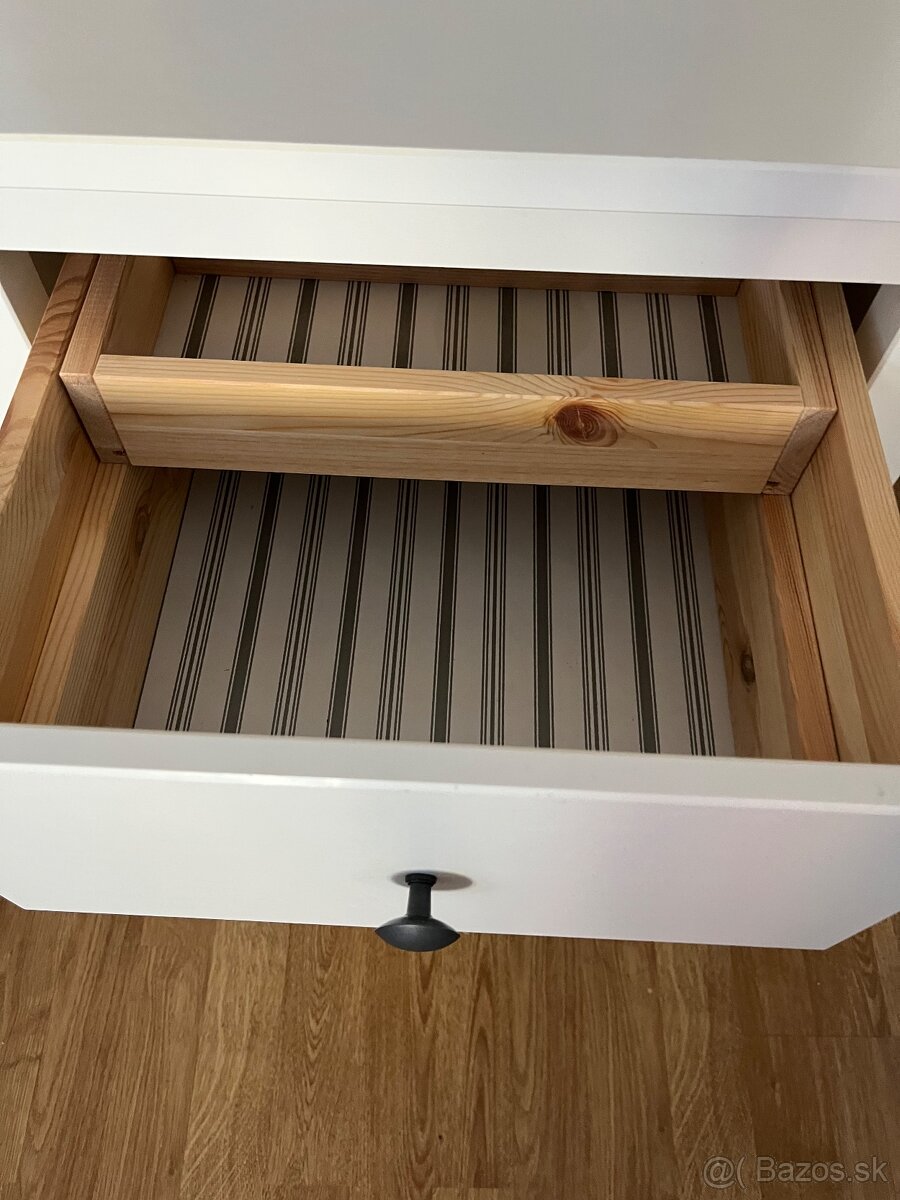 Nočný stolík (komoda) - 2