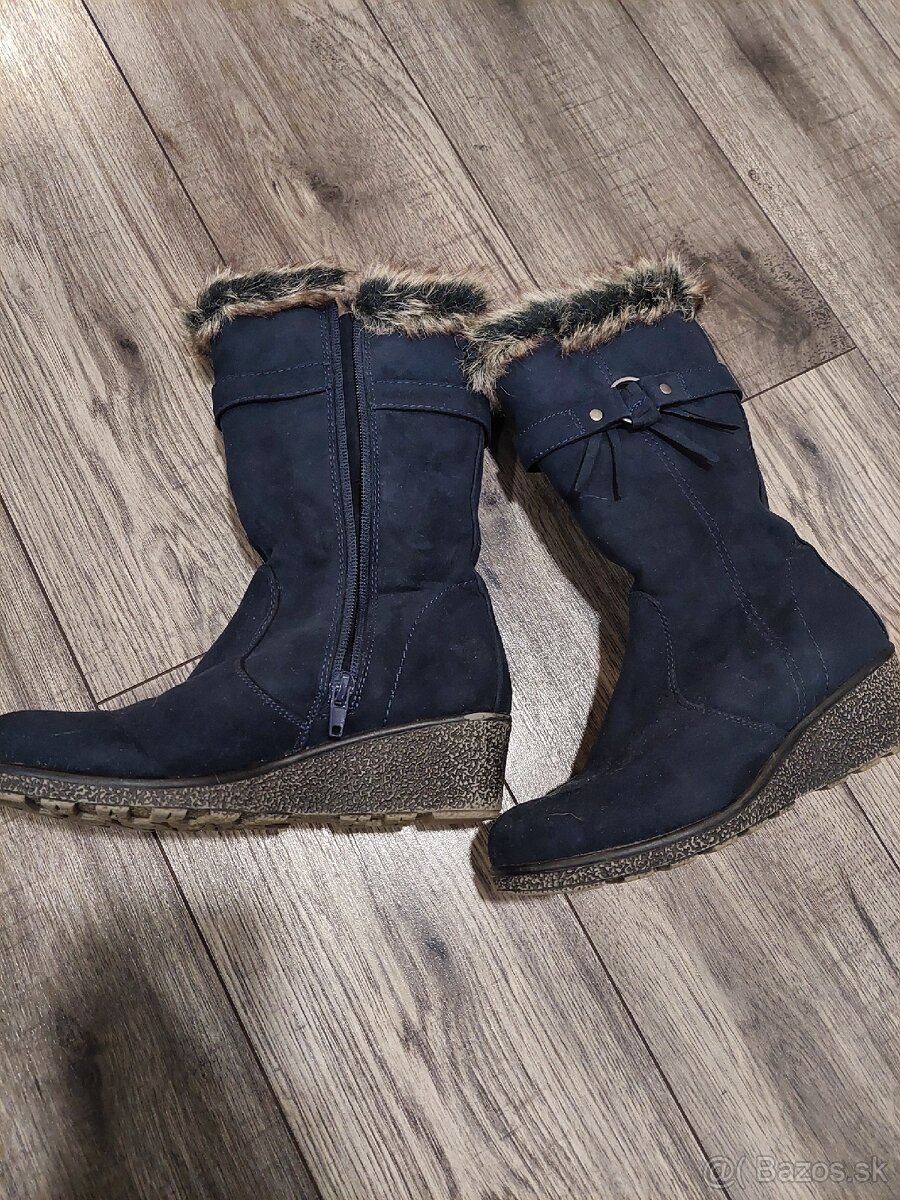 Dievčenské vysoké čižmy veľ.35 - 2