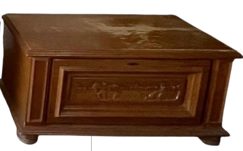 Starožitný nábytok - 2