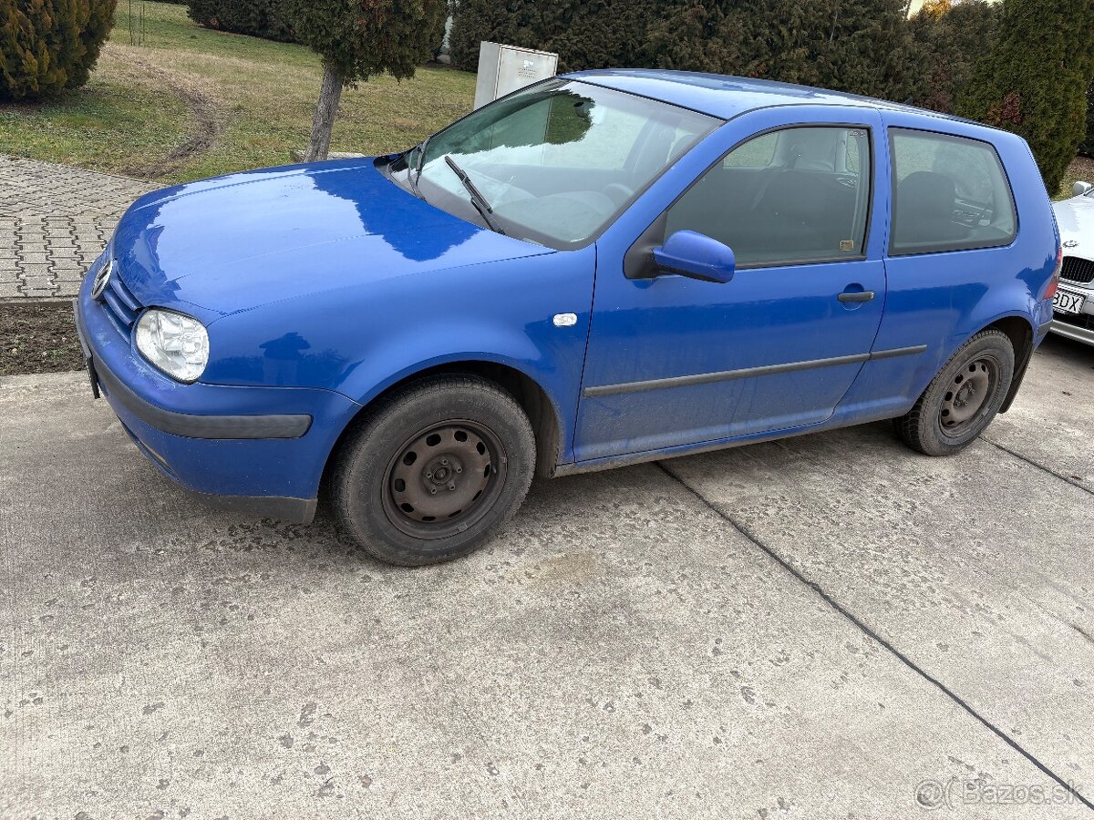 Predám Volkswagen Golf 4 1.6 - 2