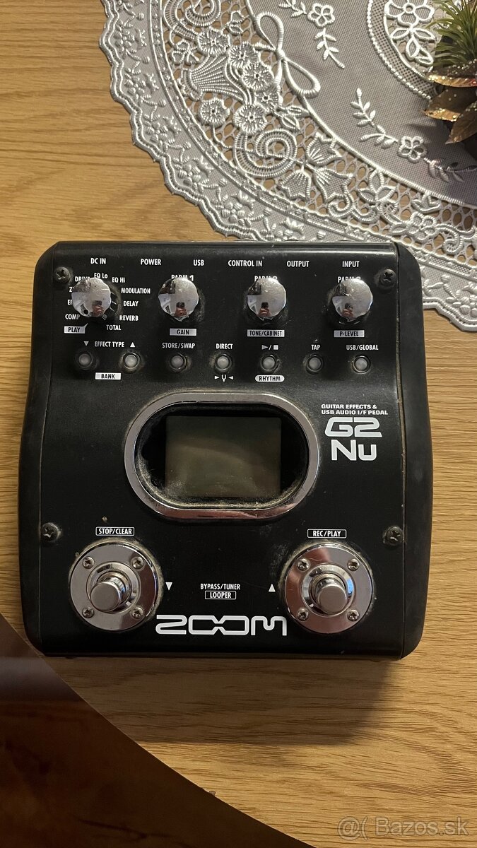 Gitarový multiefekt ZOOM - 2