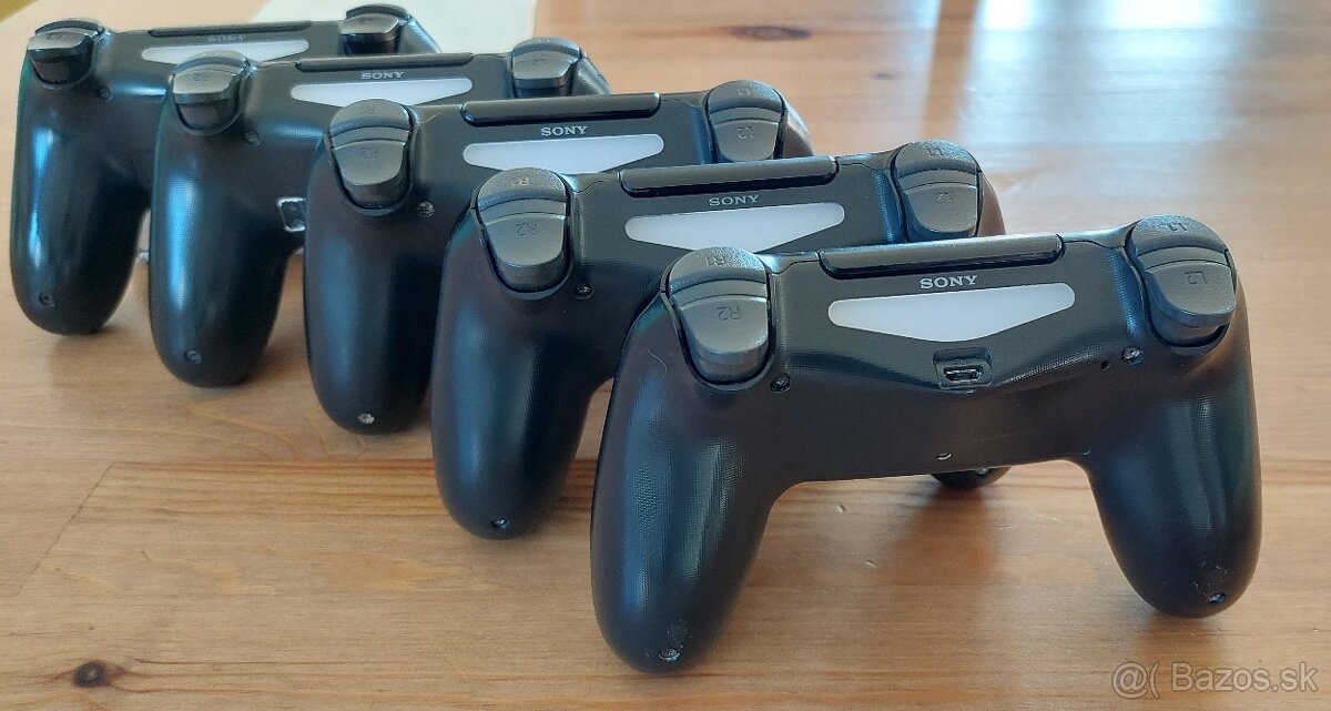 Sony Dualshock ovladac Black - PS4 - 2