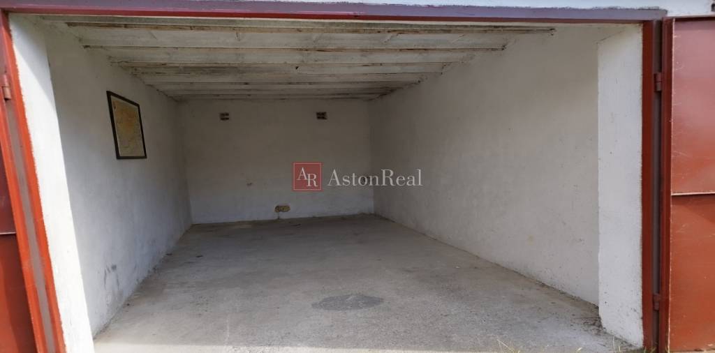 PREDANÁGARÁŽ. Ozvite sa mi , PREDÁM aj Vašu nehnuteľnosť - 2