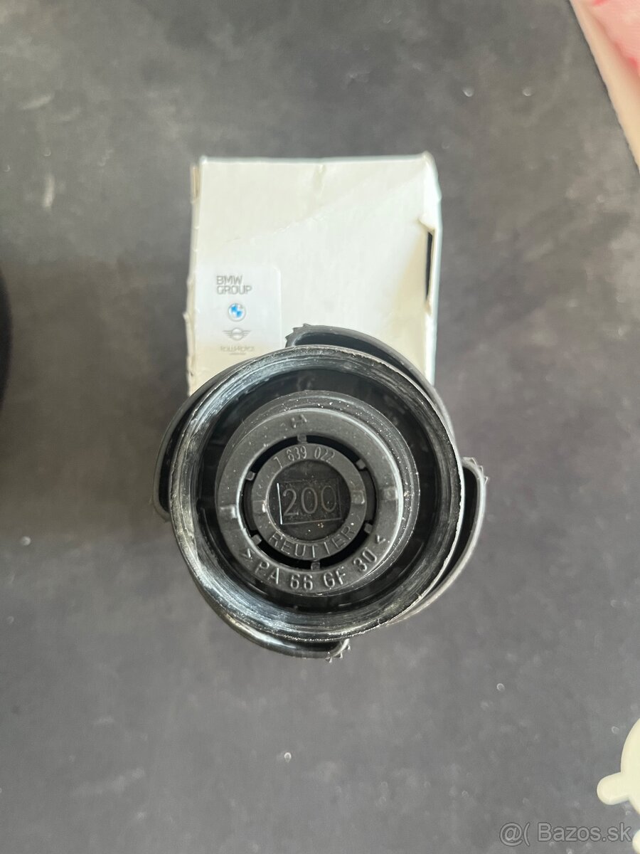 Bmw uzáver vody - 2