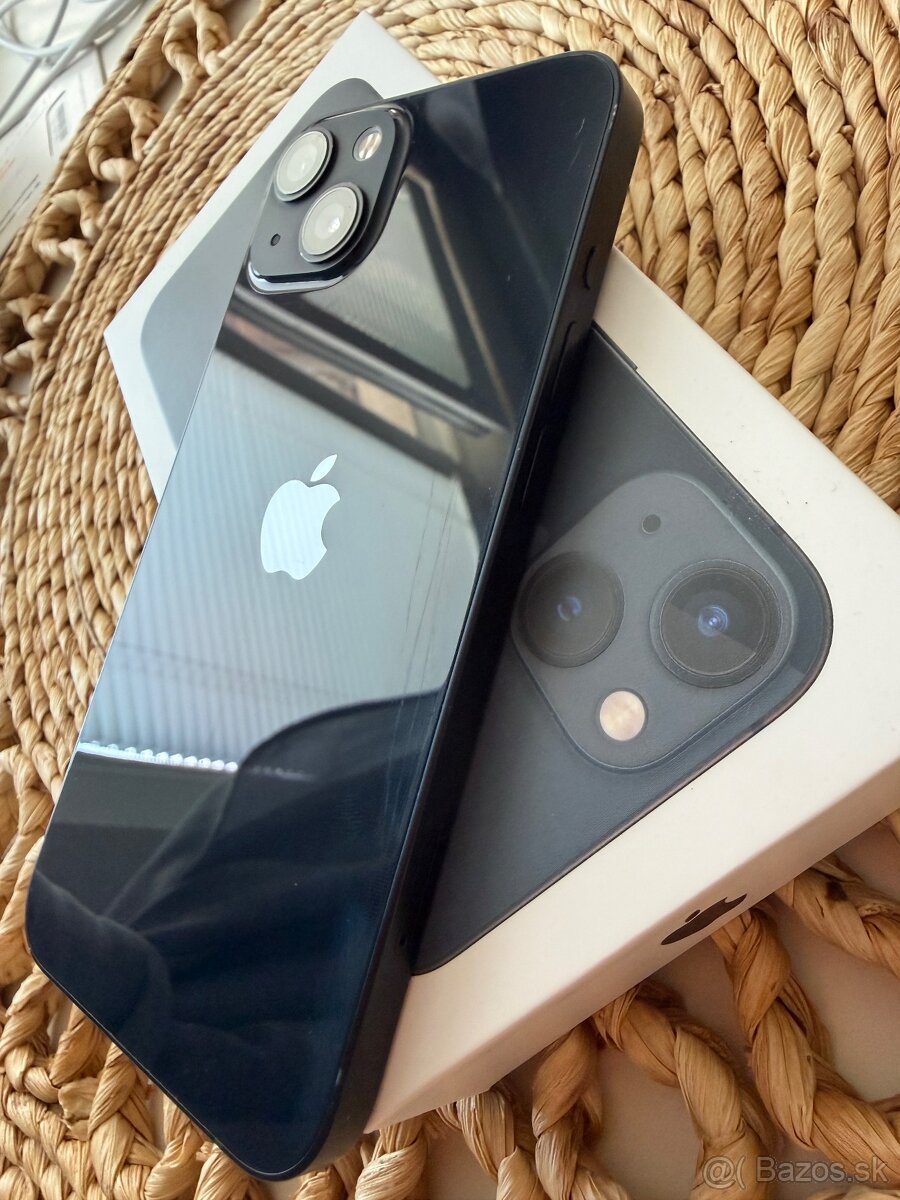 iPhone 13 - 2
