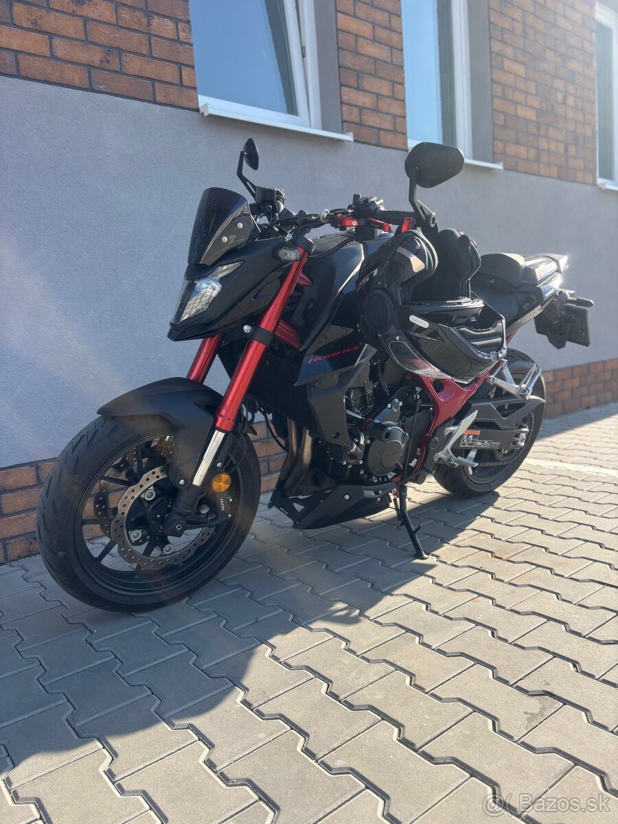 Honda CB 750 2024 - 2