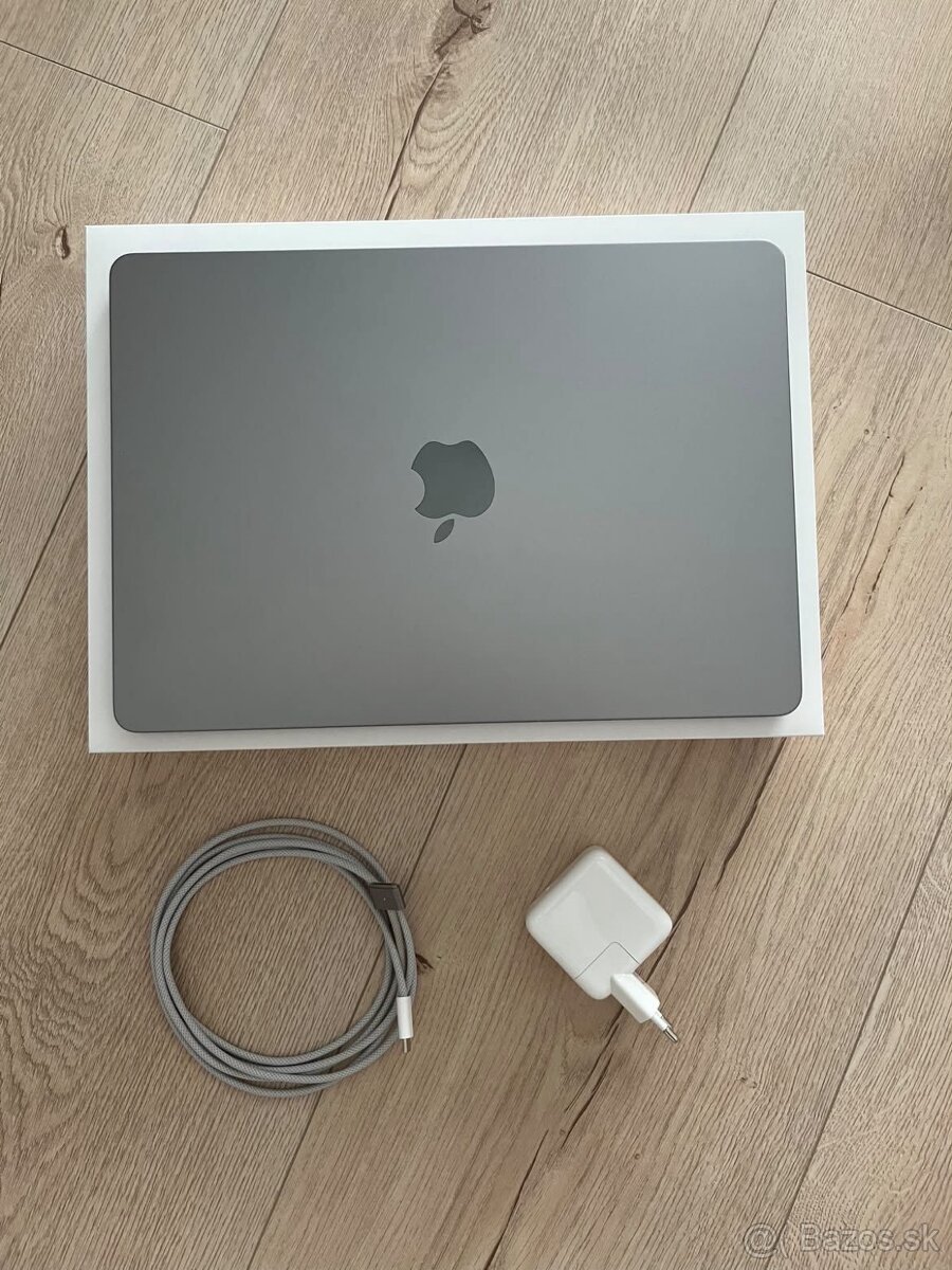 Mac Book Air M3 - 2