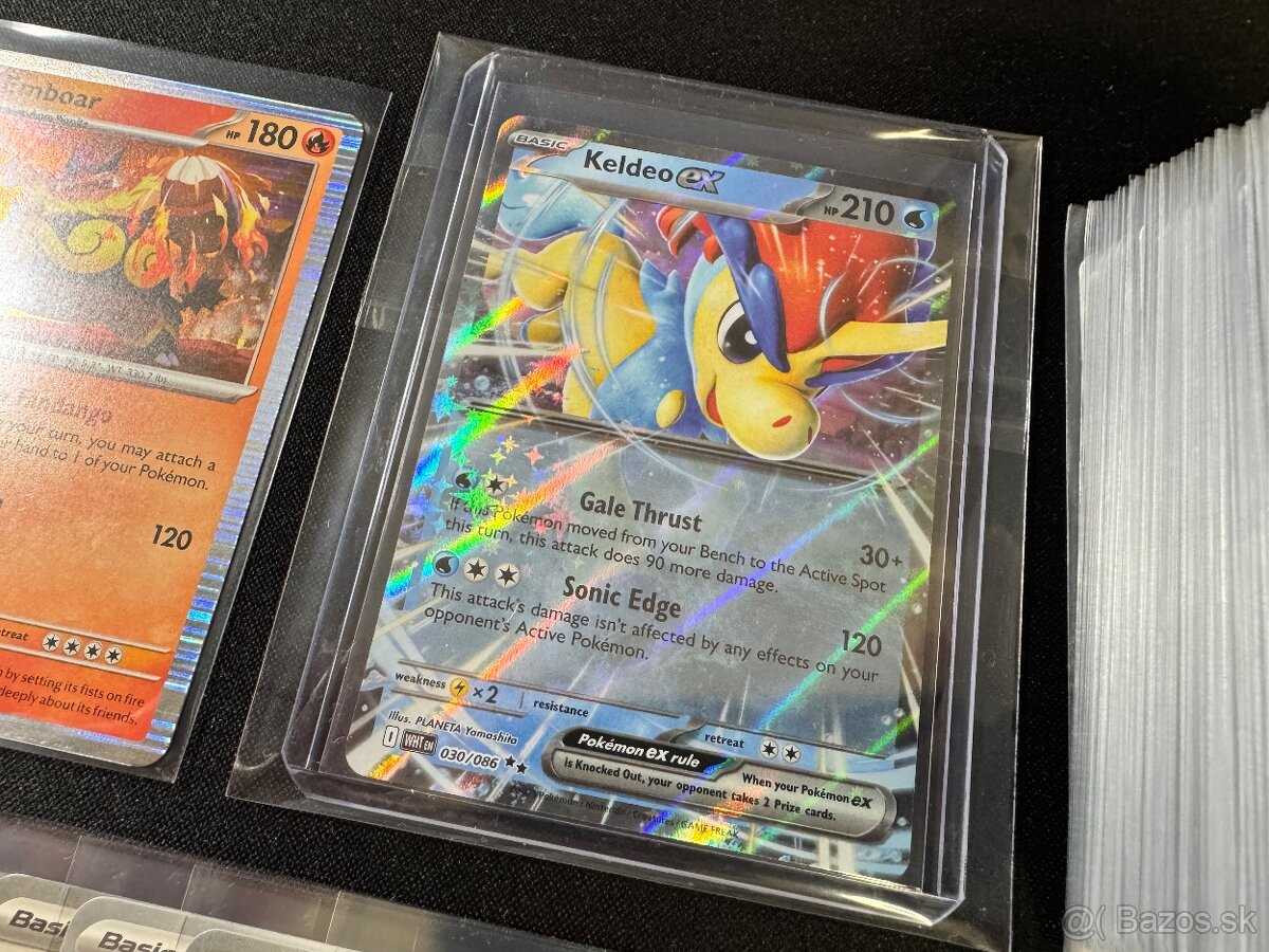 Pokemón MEGA balík F: 100ks kariet v obaloch s EX a darček - 2