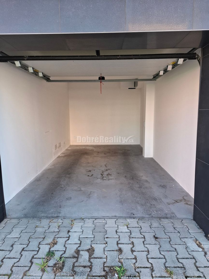 Prenájom garáže na Andovskej - 2