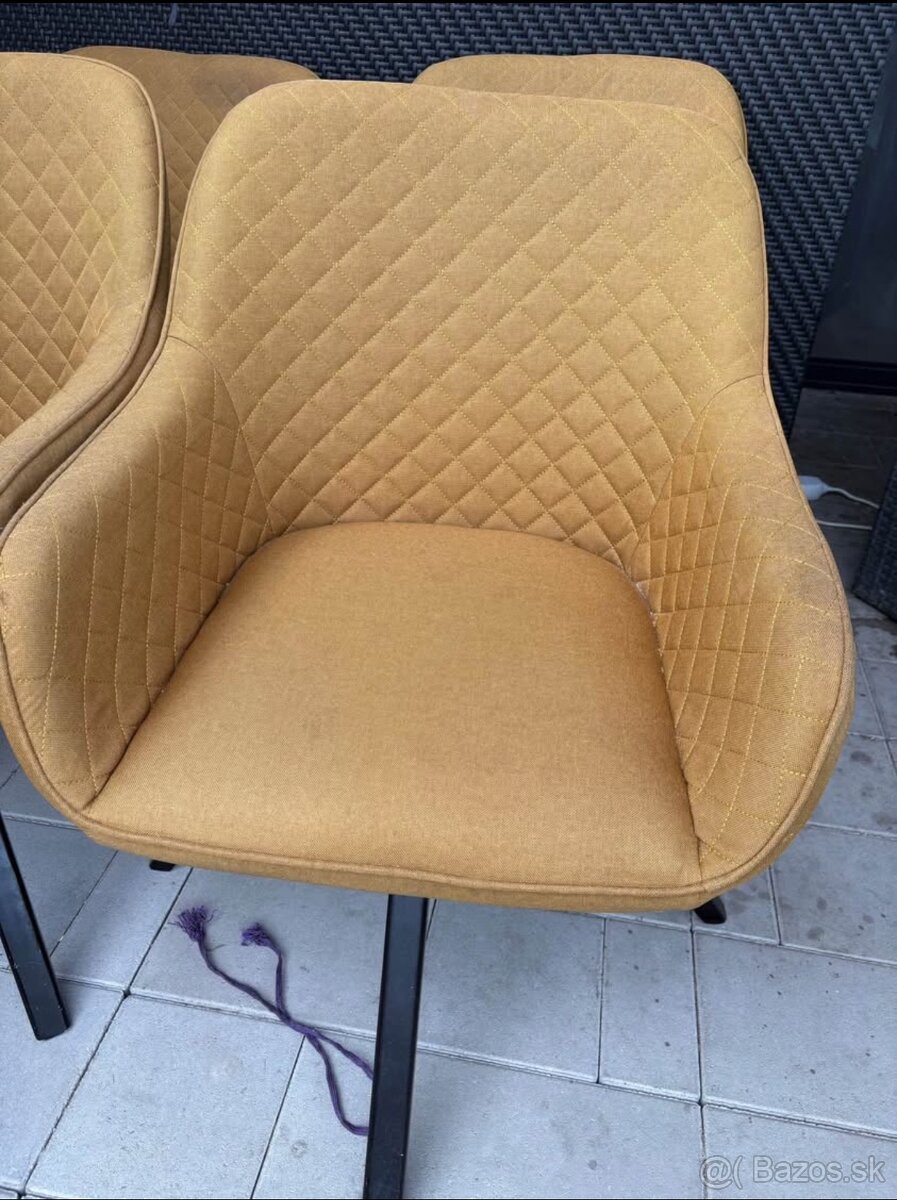 Jedálenské stoličky - 2