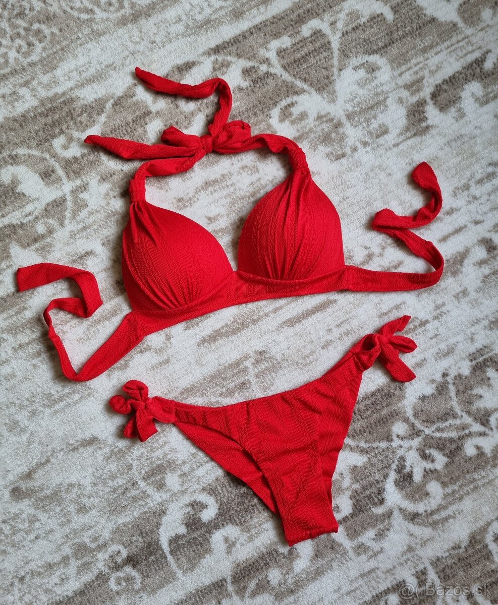 dvojdielne červené plavky - 2