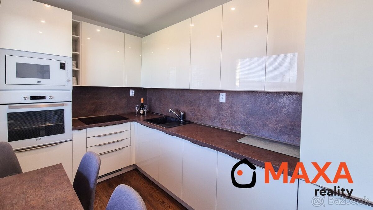 TROJIZBOVÝ BYT SÍDLISKO ŽABNÍK PRIEVIDZA - 2