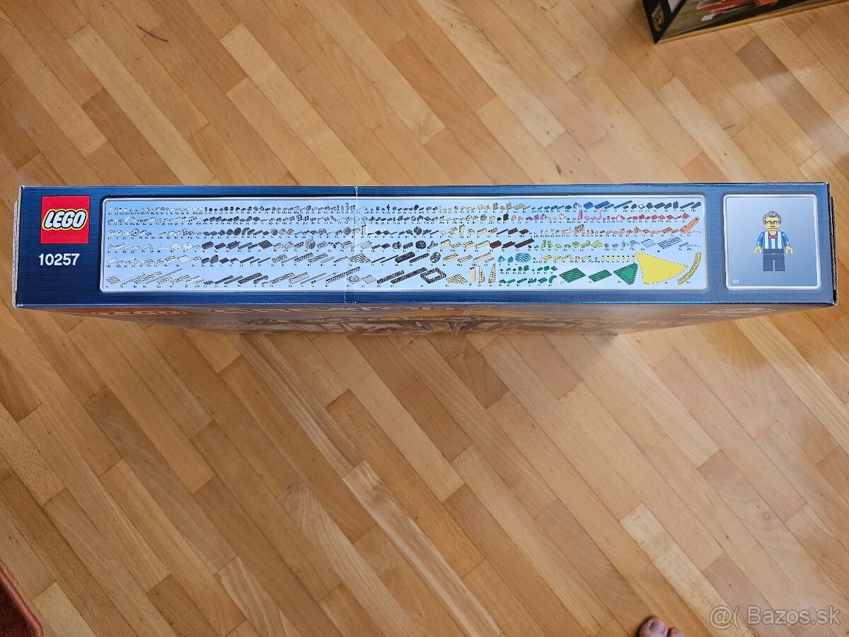 Lego 10257 - Carousel - 2