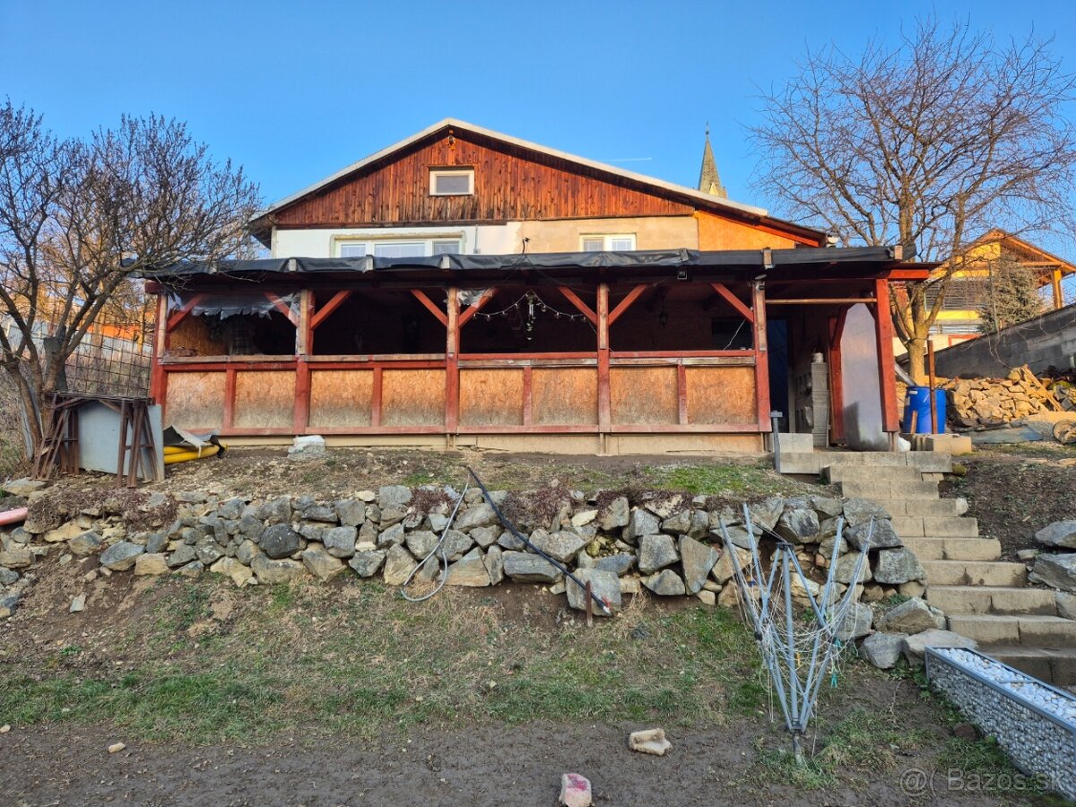 ZNÍŽENÁ CENA Dom so zariadením, pozemok 987m2 KE - K.N.Ves. - 2