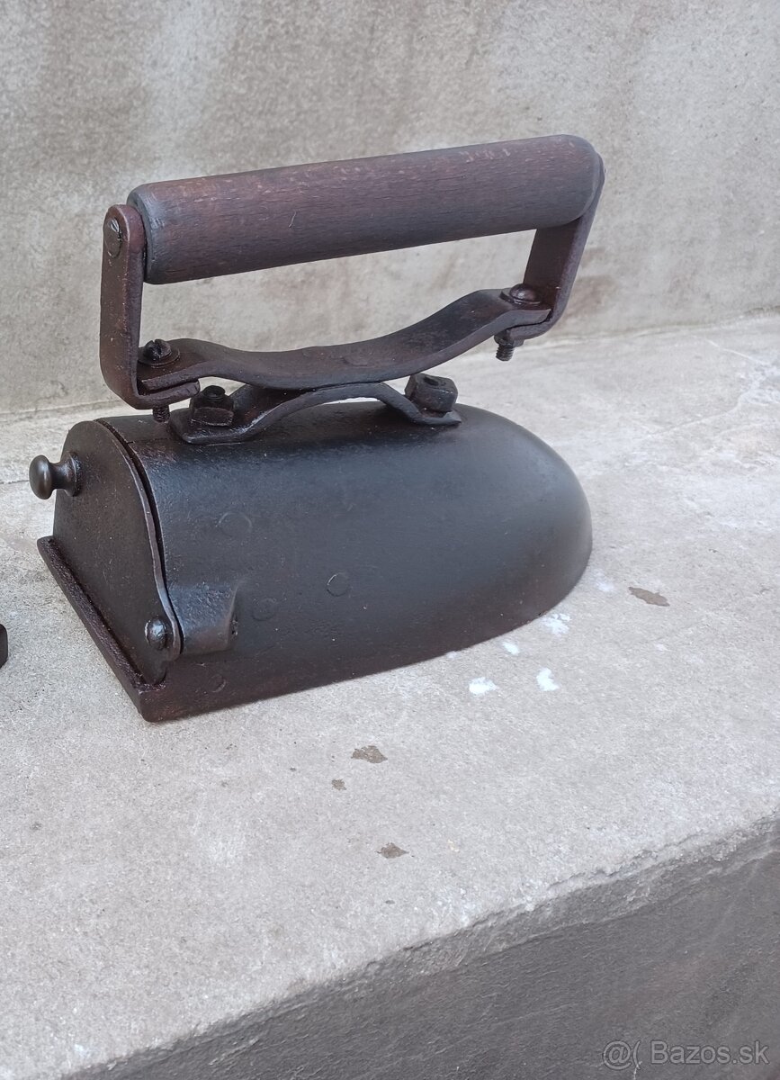 Staré žehličky - 2