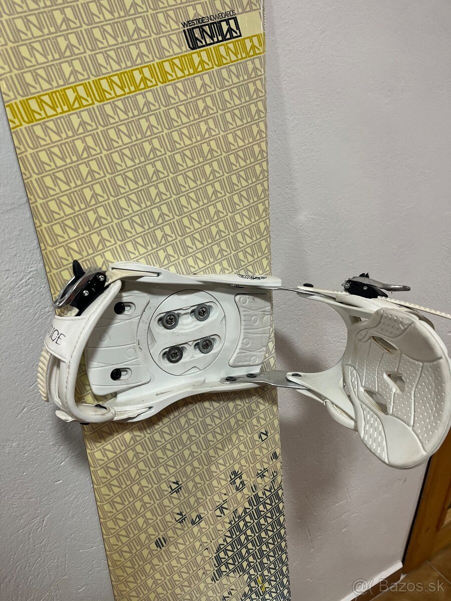 Snowboard s viazaním a topánkami - 2