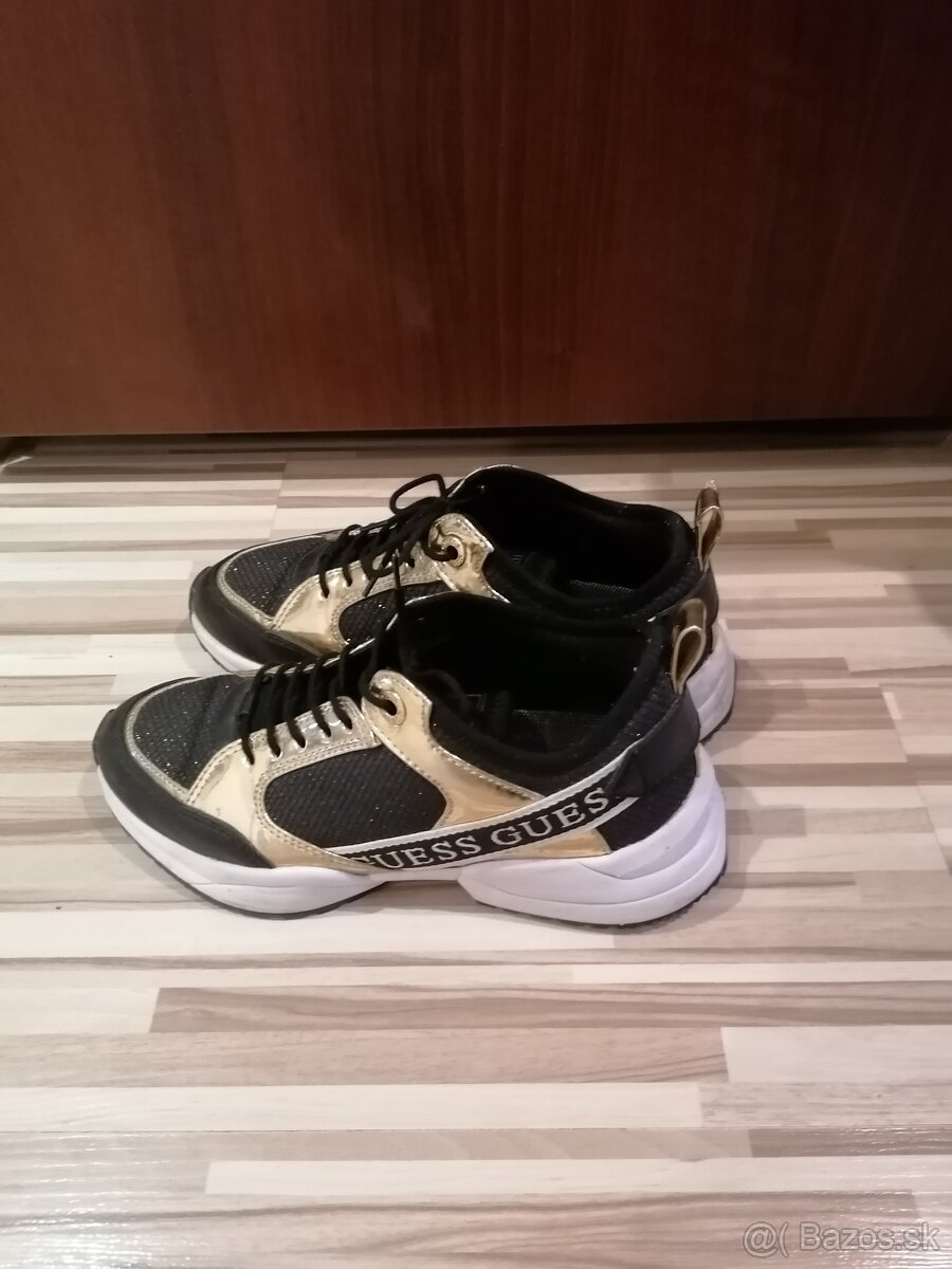 Guess tenisky 36 - 2