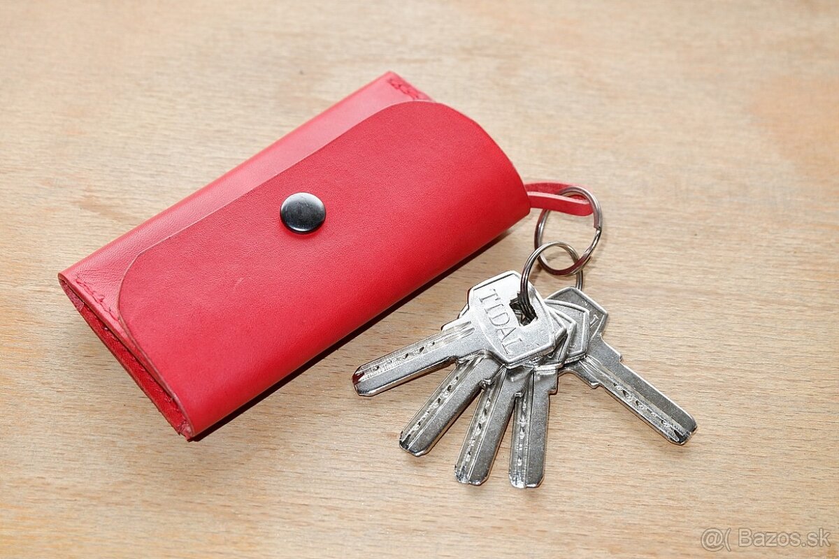 Kožená kľúčenka KF-03RD - červená - 2