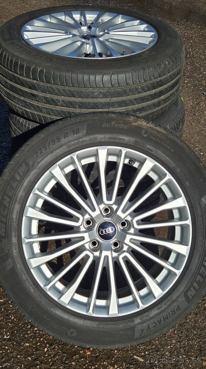Originální Audi R18 8J ET39 – kvalitní Michelin – - 2