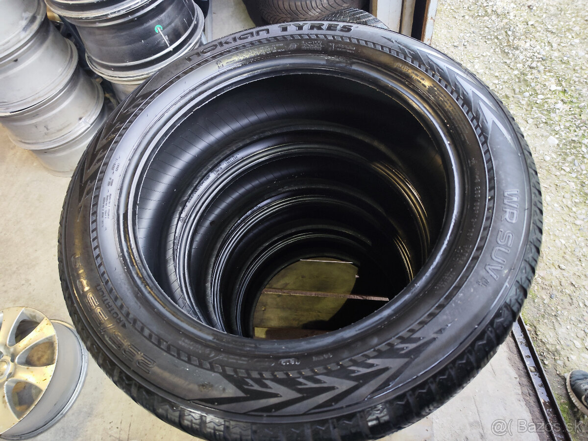 Zimné pneu = NOKIAN = 235/55 R19 = 2ks - 2