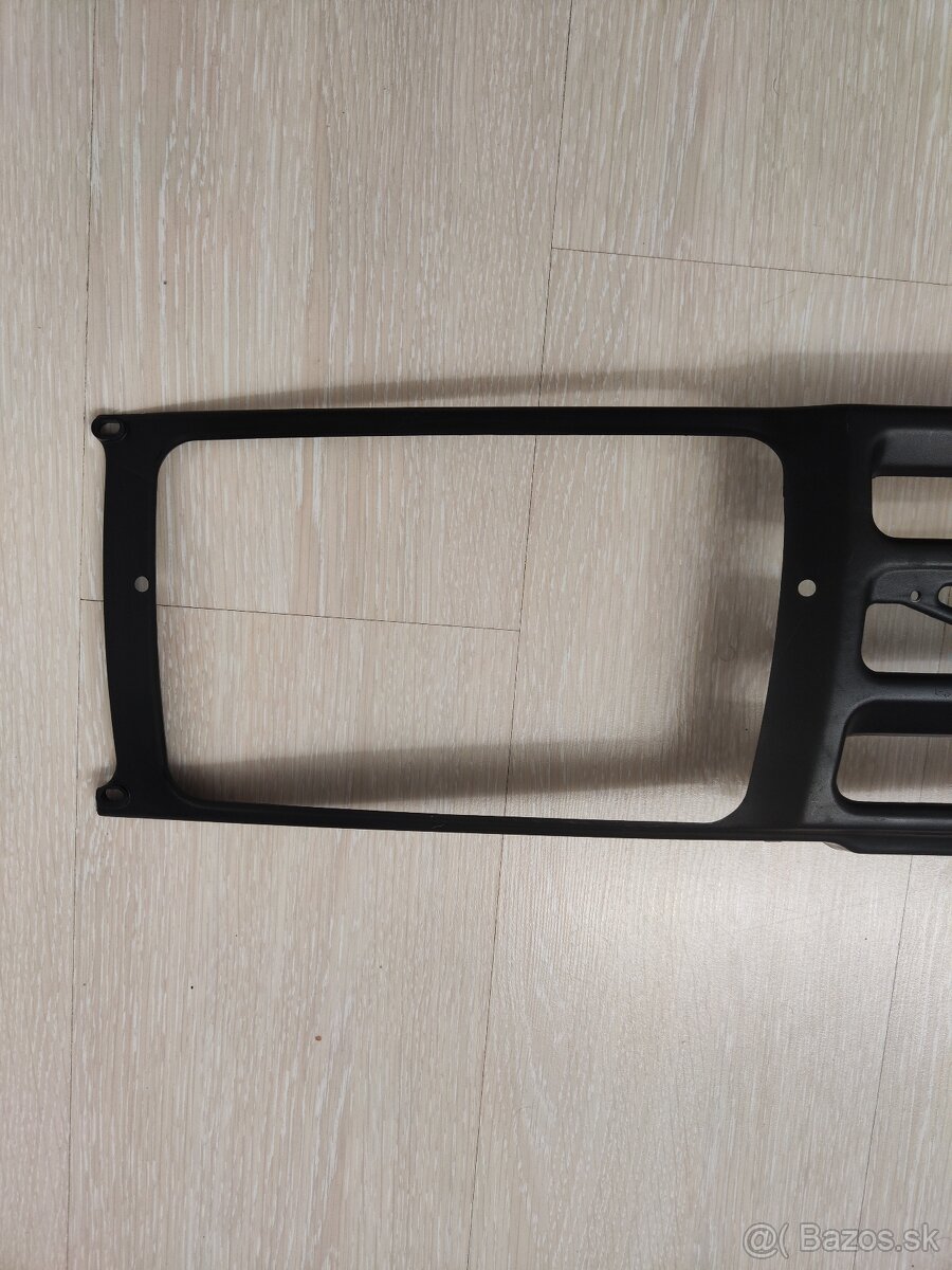 Predná maska škoda 120 - 2