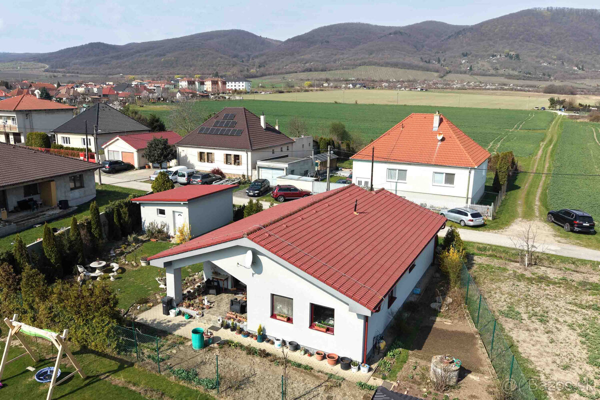 NOVOSTAVBA V DOLNÝCH OREŠANOCH - 2