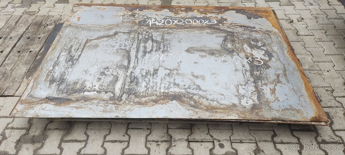 Plech tabuľový čierny - 2