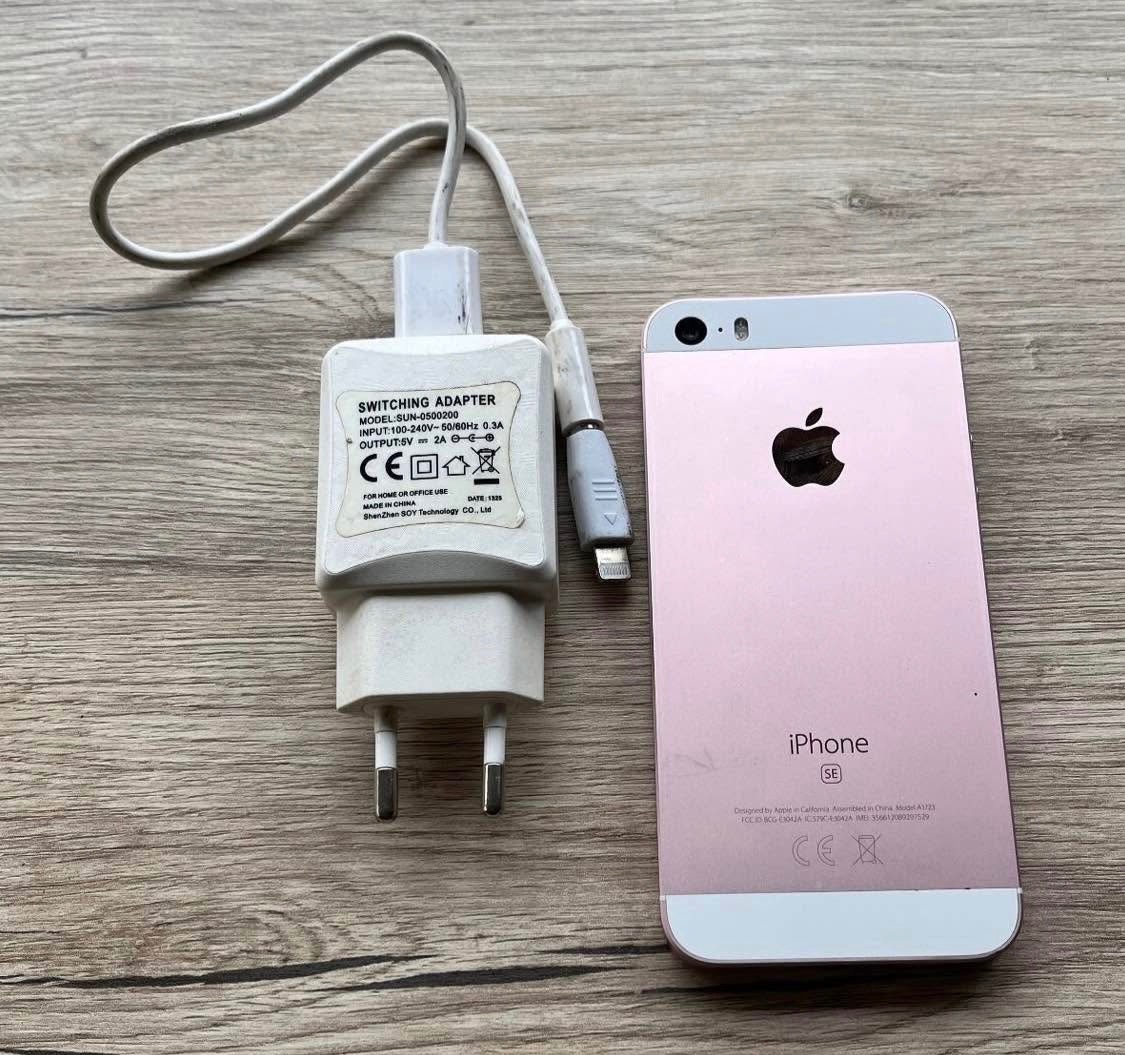 iPhone SE modelA1723 prvá generácia - 2